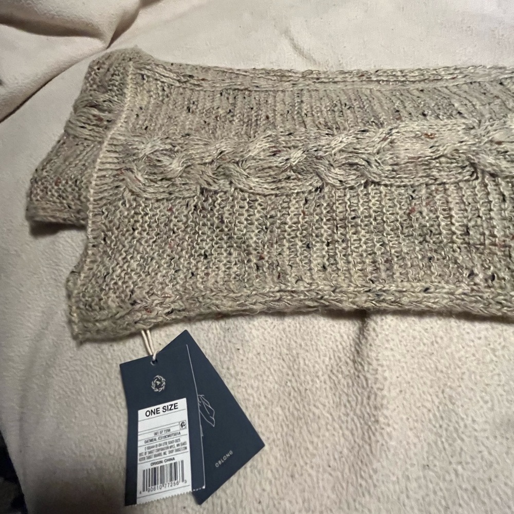 NWT Universal Thread Scarf - Picture 2 of 6